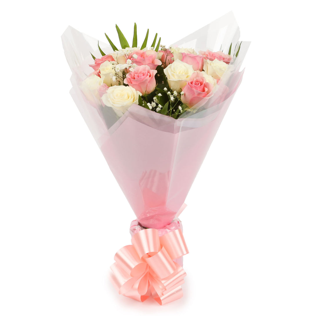 20 Sweet Pink & White Roses – Bouquetsbypost
