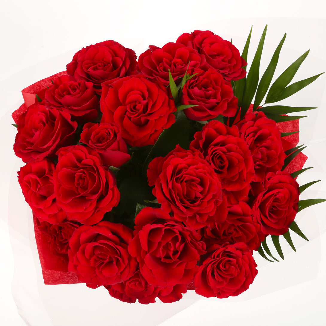 20 Red Roses & Thank You Balloon – Bouquetsbypost